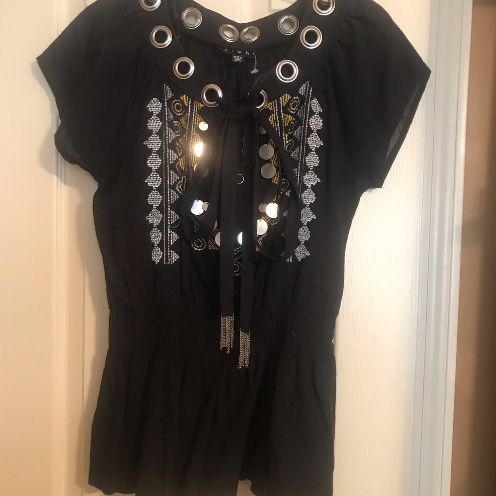 Black and yellow top